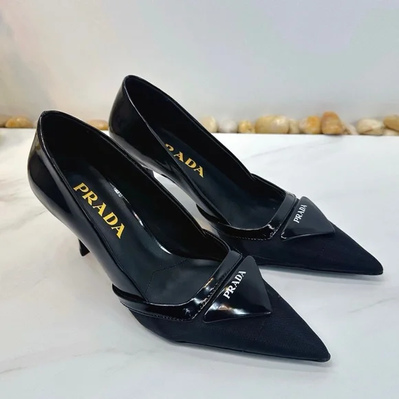 Prada Women's Elegant Black Heels - Picture 1 of 4
